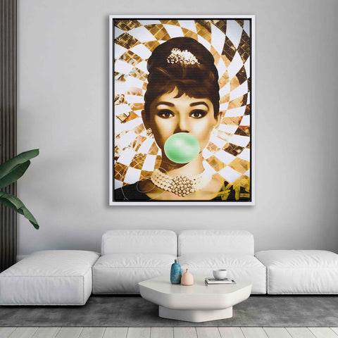 Golden Marilyn Monroe and Audrey Hepburn