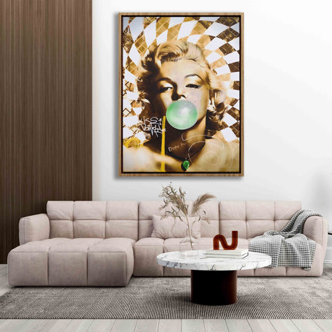 Golden Marilyn Monroe and Audrey Hepburn