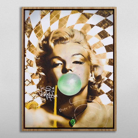 Golden Marilyn Monroe and Audrey Hepburn