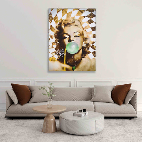 Golden Marilyn Monroe and Audrey Hepburn