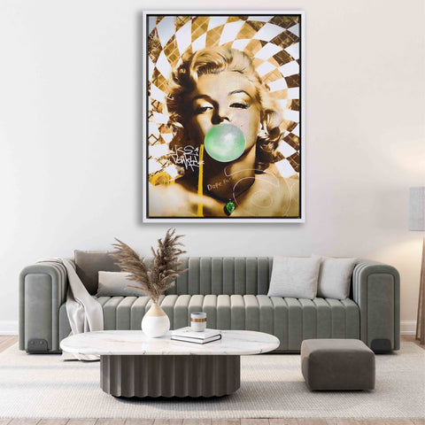 Golden Marilyn Monroe and Audrey Hepburn