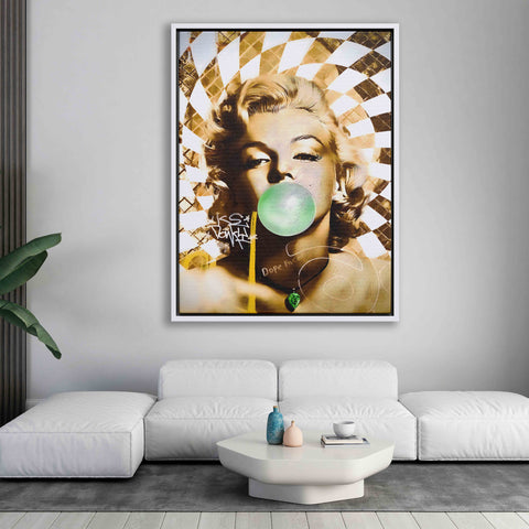 Golden Marilyn Monroe and Audrey Hepburn