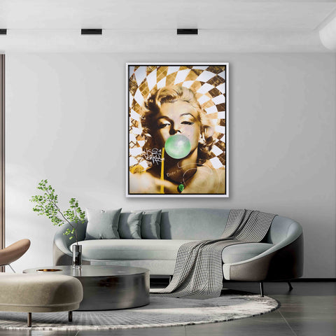 Golden Marilyn Monroe and Audrey Hepburn