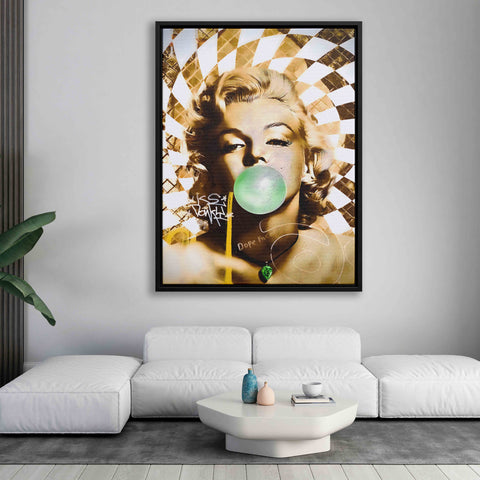 Golden Marilyn Monroe and Audrey Hepburn