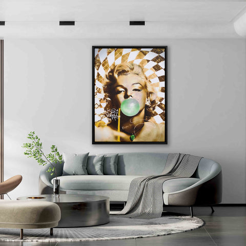 Golden Marilyn Monroe and Audrey Hepburn