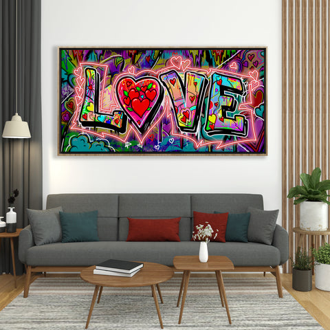 STREET WALL LOVE NEON