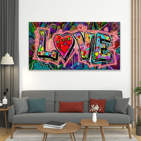 STREET WALL LOVE NEON