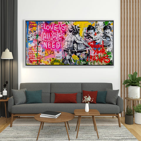 AMOR É TUDO QUE PRECISAMOS Graffiti