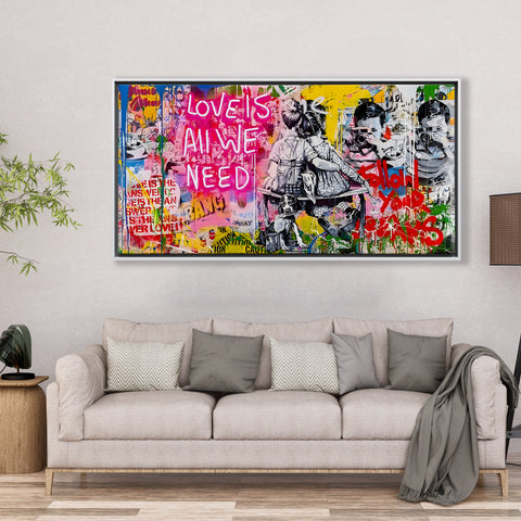 AMOR É TUDO QUE PRECISAMOS Graffiti