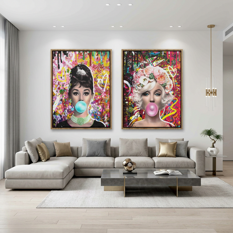 Gum Marilyn Monroe and Audrey Hepburn