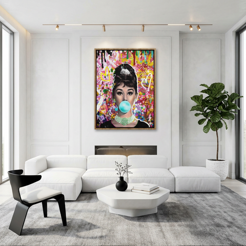 Gum Marilyn Monroe and Audrey Hepburn