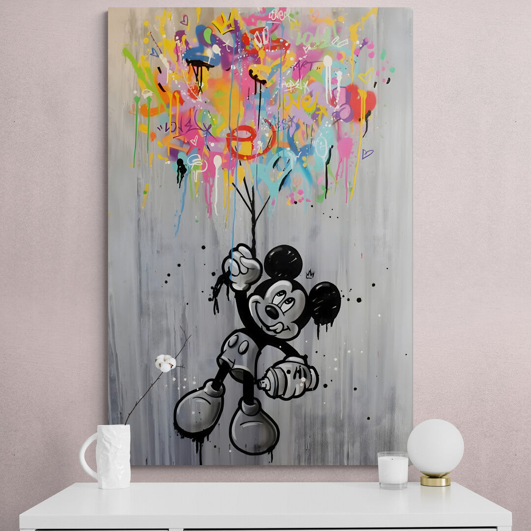 Mickey Mouse volando graffiti